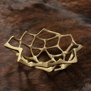 Elegant Gold Geometric Bowl